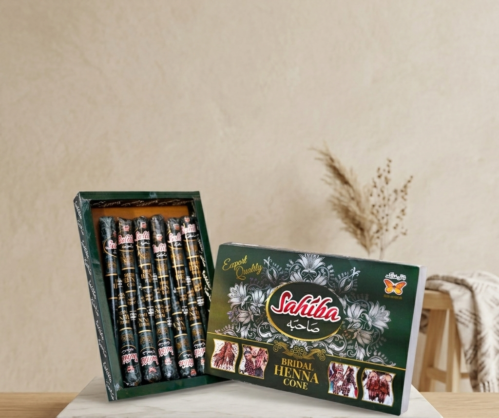 Sahiba Henna artisan hand-rolling henna cones